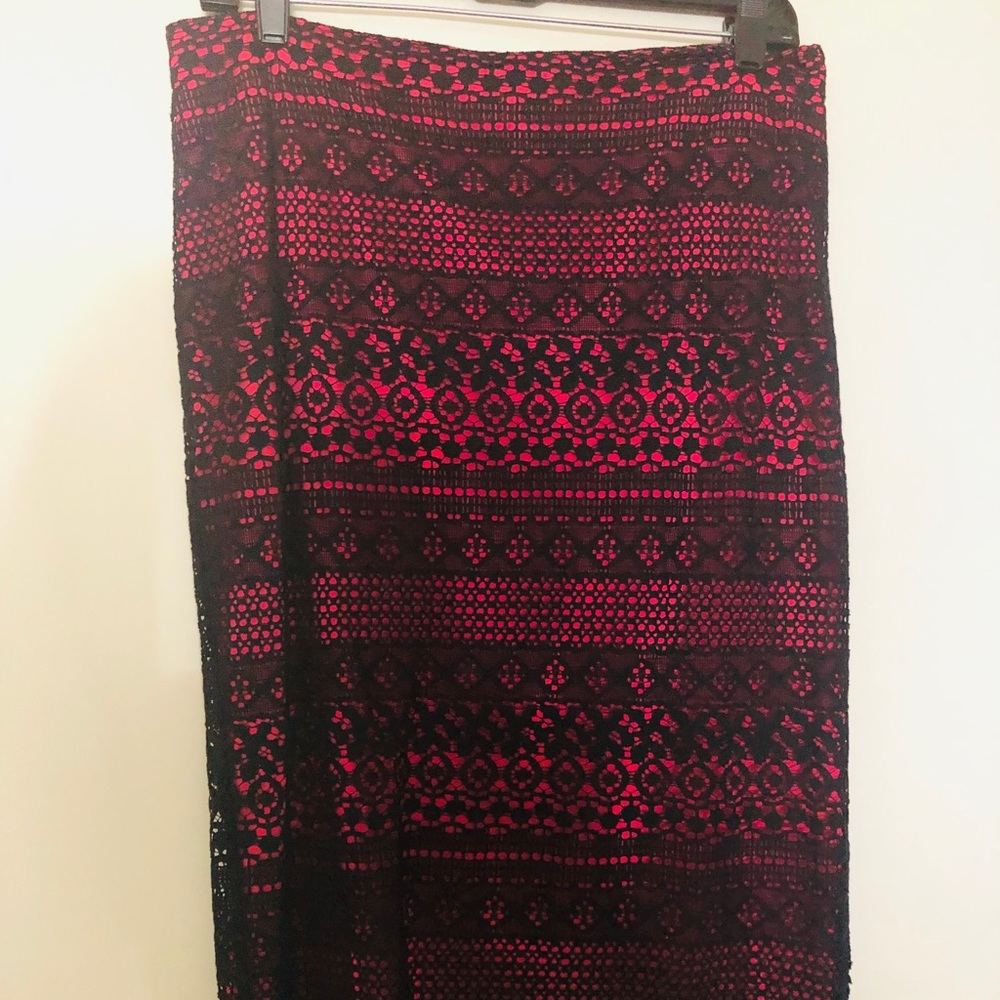 Pink and black lace pencil skirt - new
